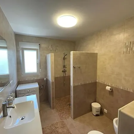 Будинок відпочинку Casa Luna, 3 Minutos De La Playa De Arena