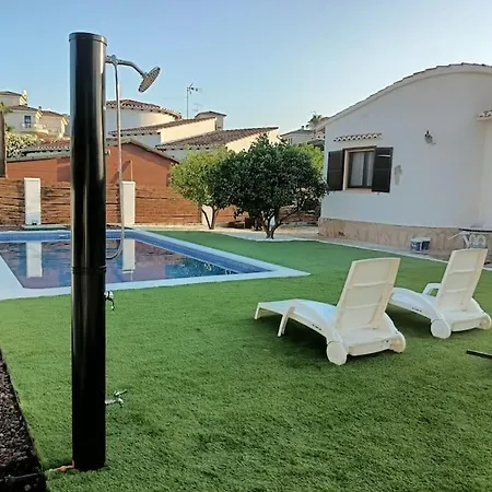 Holiday home Casa Luna, 3 Minutos De La Playa De Arena Denia