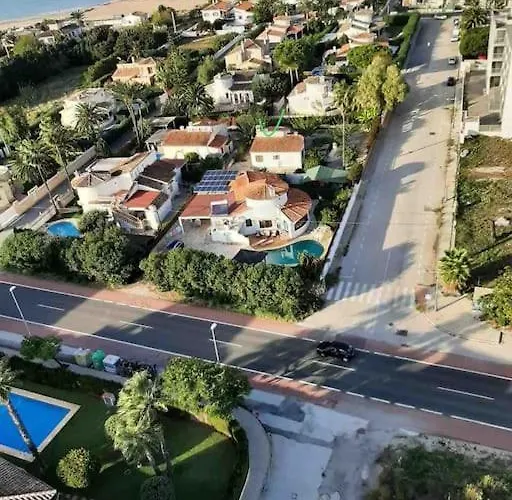 Casa Luna, 3 Minutos De La Playa De Arena 度假居